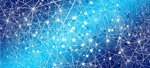 **Quantum-Enhanced Metamaterial Design: Czy algorytmy kwantowe zrewolucjonizują inżynierię metamateriałów?**