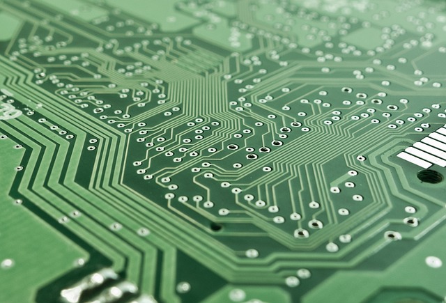 Niezwykła Odyseja Złomu Elektronicznego: Jak Odnalazłem Swoją Pasję w Świecie E-śmieci - 1 2025