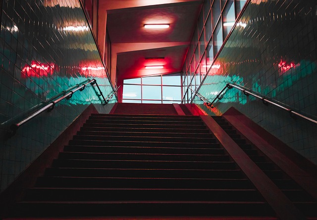 Underground IT: Jak nielegalne oprogramowanie zmieniło oblicze branży